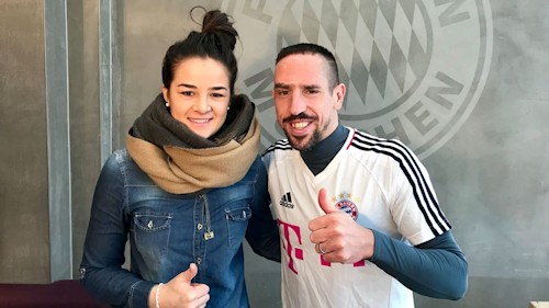 FCB-Frauen der Lena Lotzen und Franck Ribéry