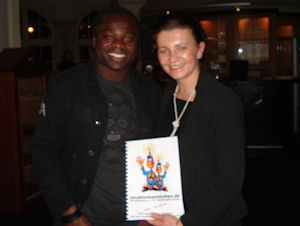 Joanna Junge mit Gerald Asamoha